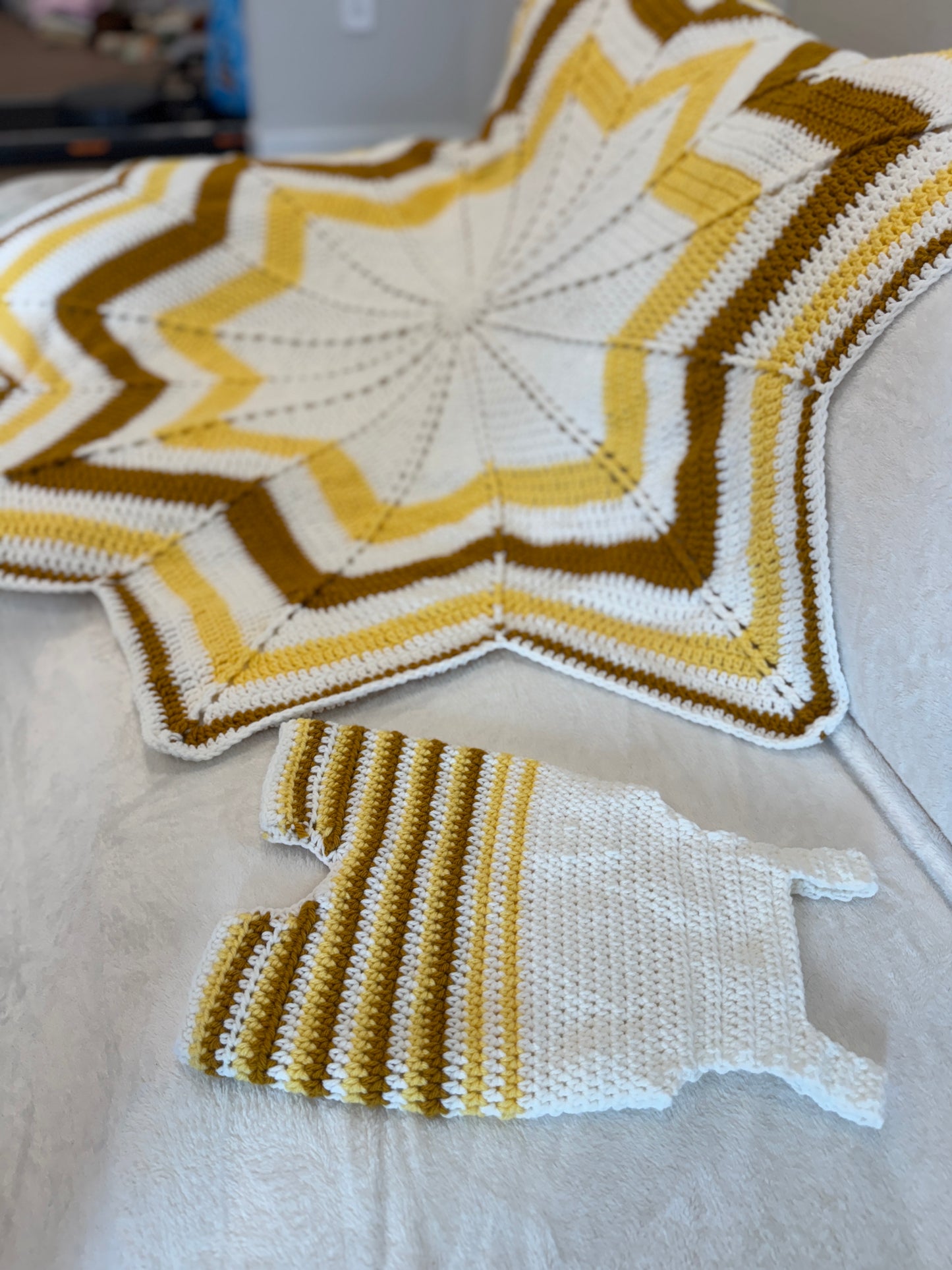 Golden Star Keepsake Set